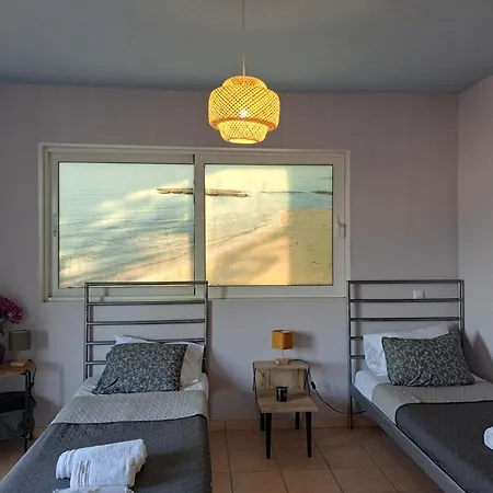 Seashell Apartment
